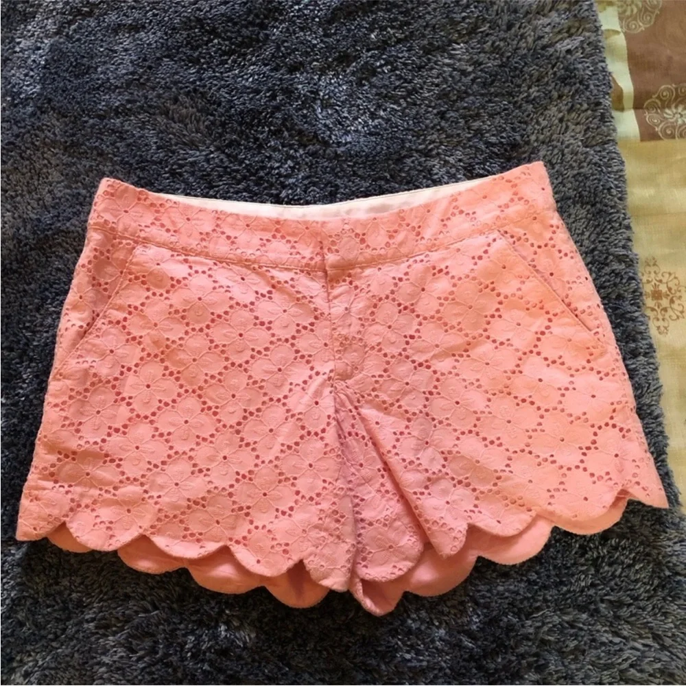 Lilly putlizer Pink Eyelet Women Shorts - Picture 2 of 8